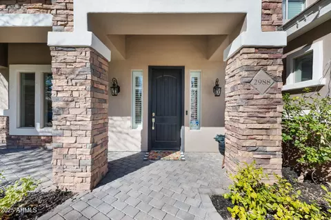 Exterior - 2988 E Comstock Dr, Gilbert, AZ 85296 photo 5 of 6
