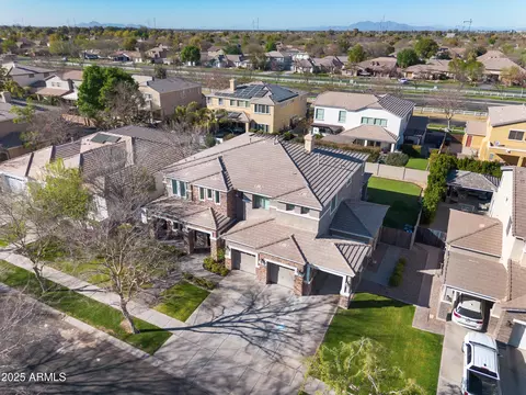 View/Area - 2988 E Comstock Dr, Gilbert, AZ 85296 photo 3 of 4