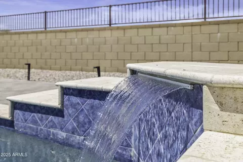 2354 E Lieber Pl, Phoenix, AZ 85024 photo 9