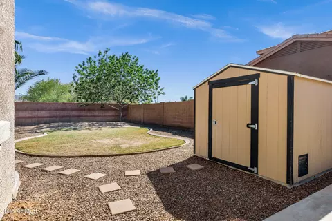 Exterior - 3169 Eleana Ln, Gilbert, AZ 85298 photo 9 of 13