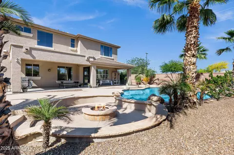 Exterior - 3169 Eleana Ln, Gilbert, AZ 85298 photo 6 of 13