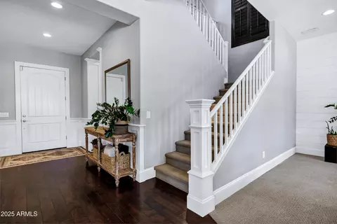 Entry Way - 3169 Eleana Ln, Gilbert, AZ 85298 photo 6 of 11