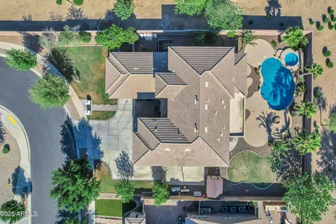 View/Area - 3169 Eleana Ln, Gilbert, AZ 85298 photo 3 of 5