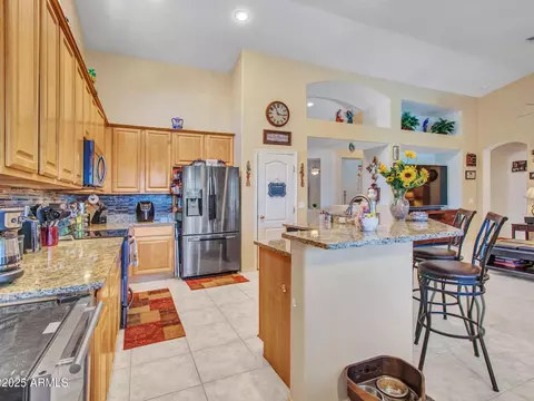 230 S 122nd Ln, Avondale, AZ 85323