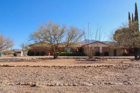 3118 E Choctaw Dr, Sierra Vista, AZ 85650