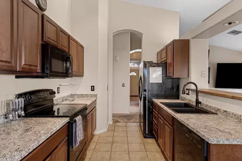 Kitchen - 3711 E Long Lake Rd, Phoenix, AZ 85048 photo 1 of 3