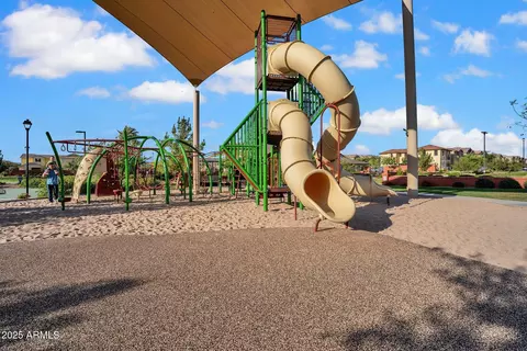 View/Area - 4156 E Jesse St, Gilbert, AZ 85295 photo 3 of 6