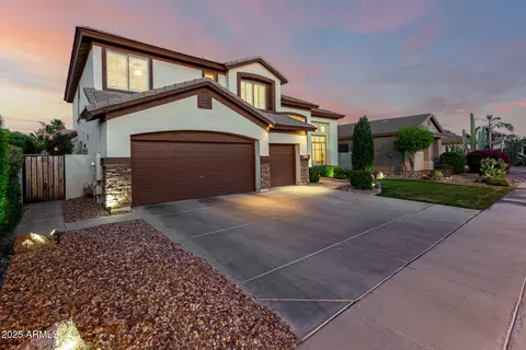 6449 S Glory Ct, Gilbert, AZ 85298 photo 3