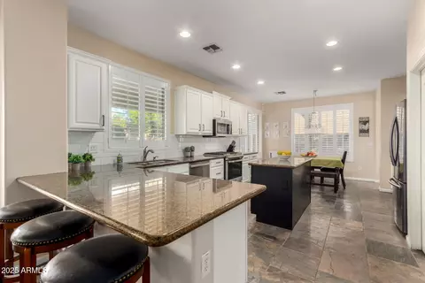 6449 S Glory Ct, Gilbert, AZ 85298 photo 18