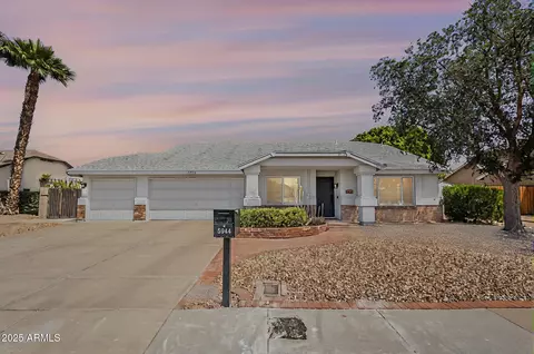 5944 W Greenbriar Dr, Glendale, AZ 85308