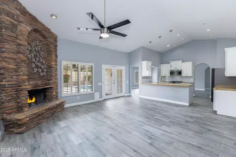 Living - 4214 E Morrow Dr, Phoenix, AZ 85050 photo 6 of 9