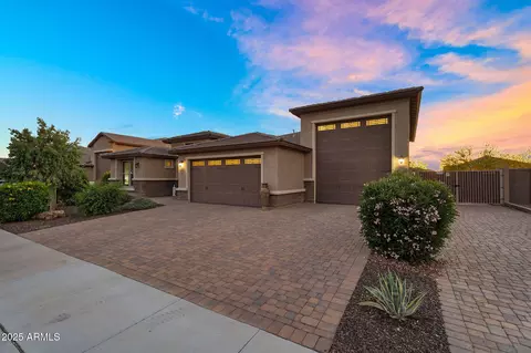 24042 N 170th Ln, Surprise, AZ 85387