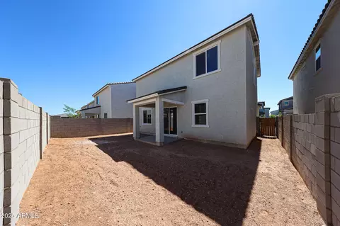Exterior - 2720 E Dutchmans Trl, Apache Junction, AZ 85119 photo 2 of 3