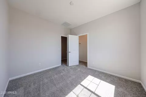 Bedroom - 2720 E Dutchmans Trl, Apache Junction, AZ 85119 photo 4 of 7