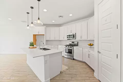 Kitchen - 9837 E Tiburon Ave, Mesa, AZ 85212 photo 2 of 3