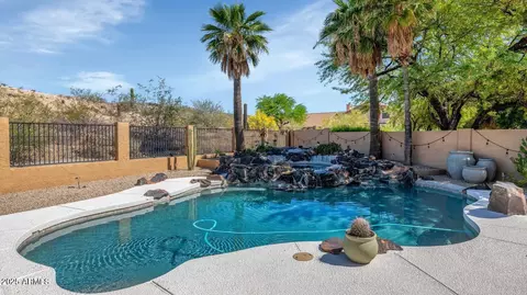 Exterior - 15020 S 25th St, Phoenix, AZ 85048 photo 4 of 6