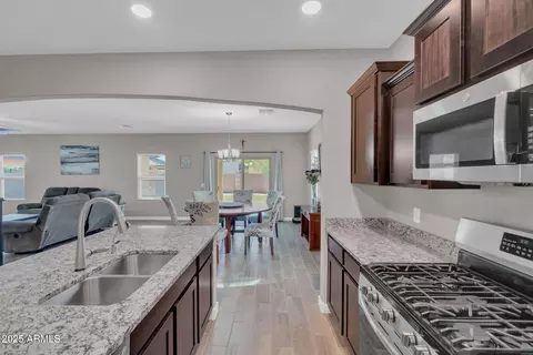 12124 E Domnitch Dr, Vail, AZ 85641 photo 11