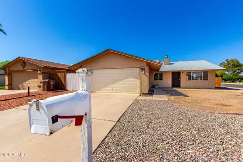 9118 W Cameron Dr, Peoria, AZ 85345