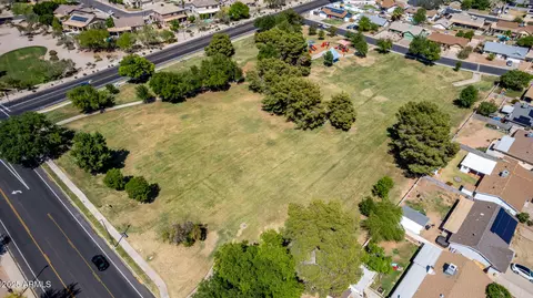 View/Area - 623 W Harvard Ave, Gilbert, AZ 85233 photo 3 of 6
