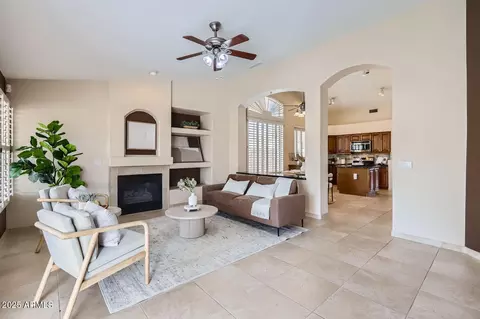 4346 E Prickly Pear Trl, Phoenix, AZ 85050 photo 9
