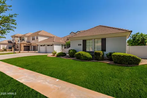 3153 E Linda Ln, Gilbert, AZ 85234 photo 2