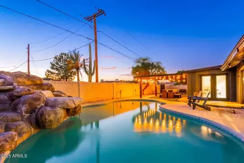 10240 N 34th Pl, Phoenix, AZ 85028