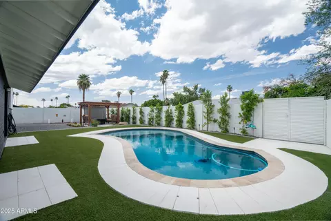 Exterior - 1630 E Minton Dr, Tempe, AZ 85282 photo 3 of 10