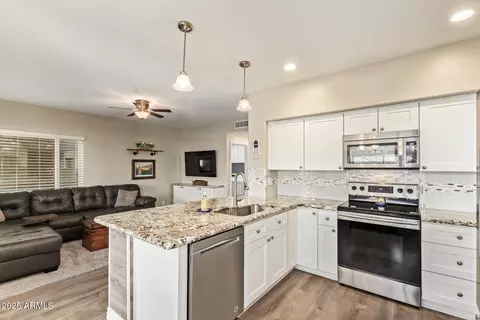 213 E Vaughn Ave, Gilbert, AZ 85234 photo 17