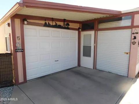 925 N Plaza Dr #5, Apache Junction, AZ 85120 photo 3