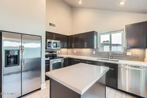 1147 E Belmont Ave, Phoenix, AZ 85020 photo 3