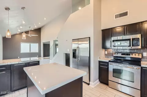 1147 E Belmont Ave, Phoenix, AZ 85020 photo 2