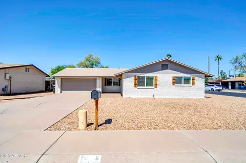 8 S Cholla St, Gilbert, AZ 85233