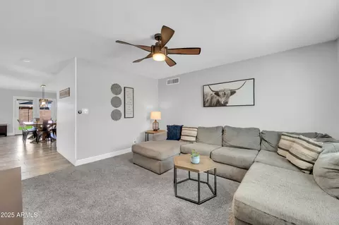 8 S Cholla St, Gilbert, AZ 85233 photo 7