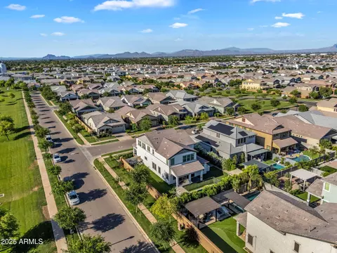 View/Area - 3415 E Arabian Dr, Gilbert, AZ 85296 photo 7 of 8