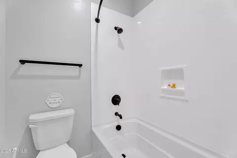 Bath - 3415 E Arabian Dr, Gilbert, AZ 85296 photo 5 of 5