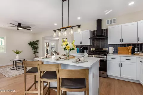 1144 E Diamond St, Phoenix, AZ 85006