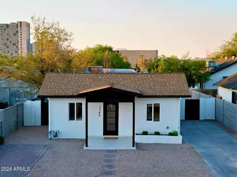 Exterior - 1144 E Diamond St, Phoenix, AZ 85006 photo 1 of 3