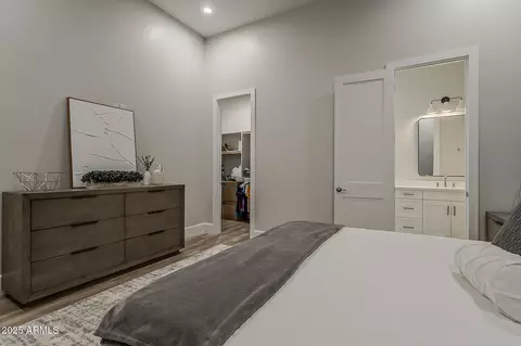 Bedroom - 2697 E Maplewood St, Gilbert, AZ 85297 photo 4 of 7