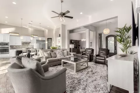 2166 N Steele --, Mesa, AZ 85207 photo 5