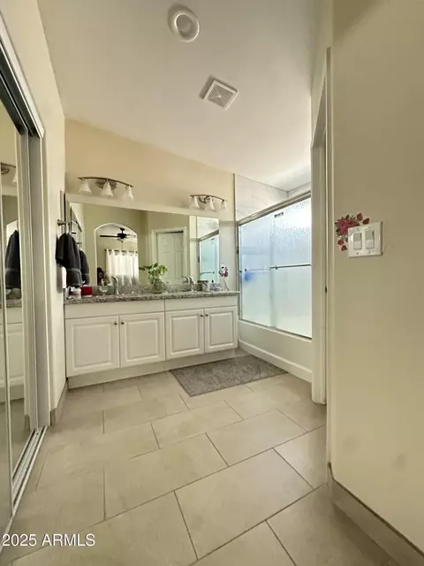 Bath - 9001 W Windsor Ave, Phoenix, AZ 85037 photo 1 of 4