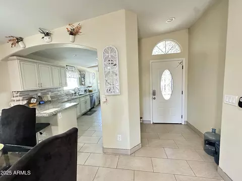 Entry Way - 9001 W Windsor Ave, Phoenix, AZ 85037 photo 3 of 3