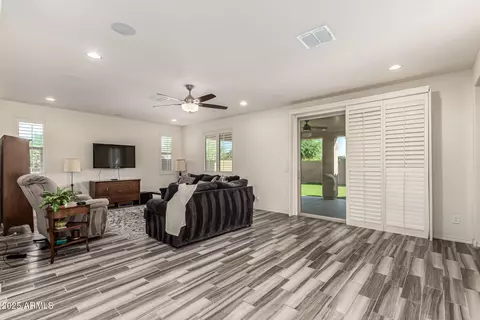 10311 E Trent Ave, Mesa, AZ 85212 photo 9