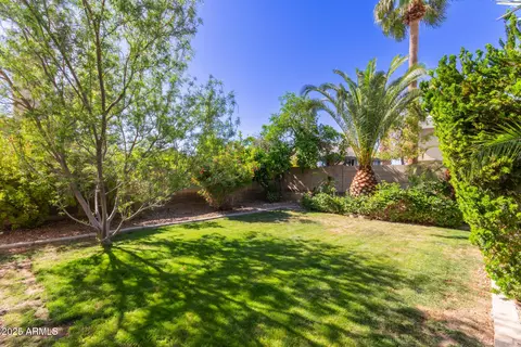 Exterior - 1946 E Caroline Ln, Tempe, AZ 85284 photo 8 of 11