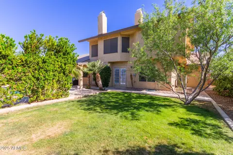 Exterior - 1946 E Caroline Ln, Tempe, AZ 85284 photo 10 of 11