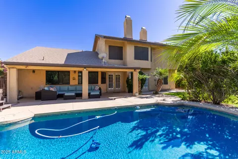 Exterior - 1946 E Caroline Ln, Tempe, AZ 85284 photo 6 of 11