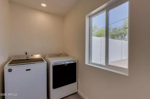 Other - 542 E Flynn Ln, Phoenix, AZ 85012 photo 3 of 6
