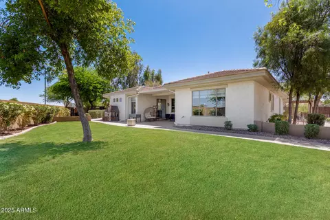 Exterior - 1096 E Lodgepole Dr, Gilbert, AZ 85298 photo 13 of 18