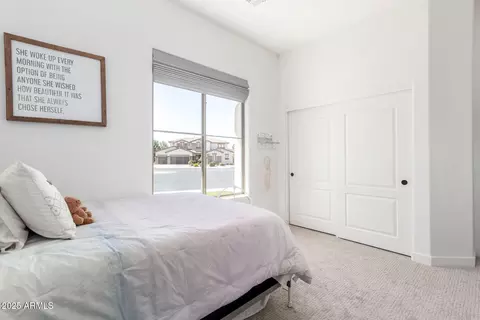 Bedroom - 1096 E Lodgepole Dr, Gilbert, AZ 85298 photo 6 of 12