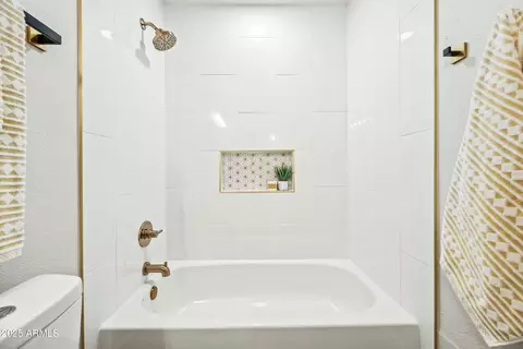 Bath - 4902 E Golden St, Mesa, AZ 85205 photo 5 of 5