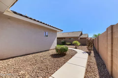 Exterior - 11209 E Ocaso Ave, Mesa, AZ 85212 photo 5 of 5